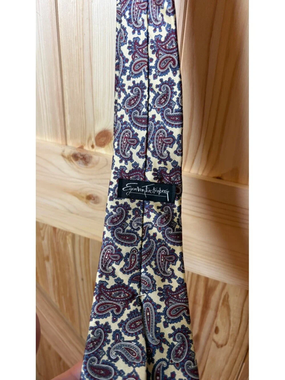 Egon Von Furstenberg 100% Silk Paisley Patterned Tie